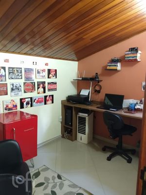Image 27 - 693235