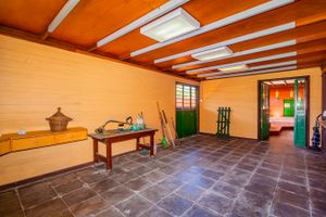 Image 36 - 693287