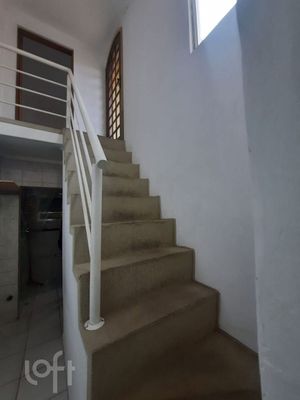 Image 27 - 693525