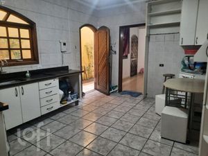 Image 10 - 693525