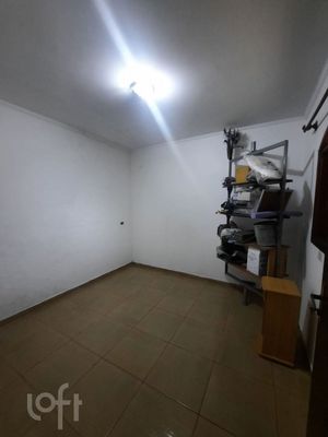 Image 20 - 693525