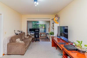 Image 1 - 693966