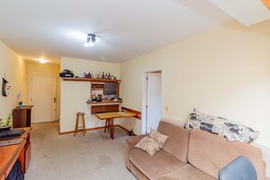 Image 4 - 693966