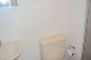 Image 3 - 694262