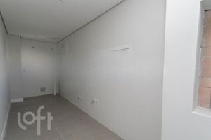 Image 5 - 694355