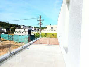 Image 22 - 694441