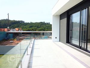 Image 18 - 694441