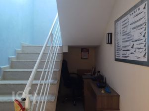 Image 6 - 695365