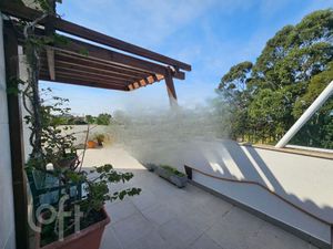 Image 19 - 695437