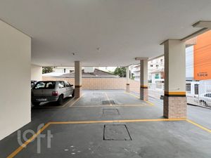 Image 25 - 695458