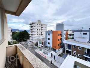 Image 8 - 695458