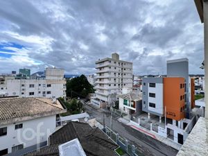 Image 24 - 695458