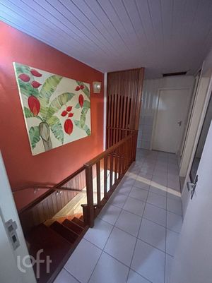 Image 19 - 695576