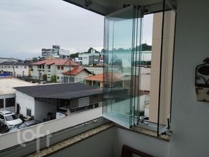 Image 7 - 695692