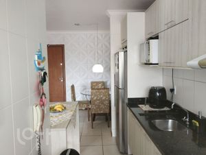 Image 15 - 695692