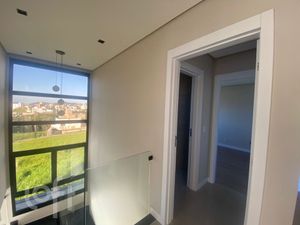 Image 10 - 695844