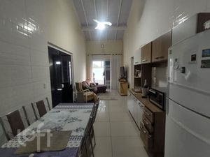 Image 8 - 695873
