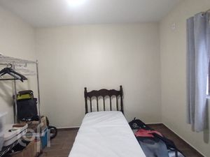 Image 33 - 695873