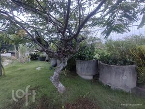 Image 21 - 695877