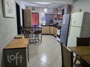 Image 13 - 695878