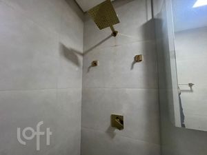 Image 10 - 695925