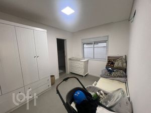 Image 24 - 695925