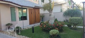 Image 4 - 695933