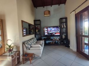 Image 1 - 695961