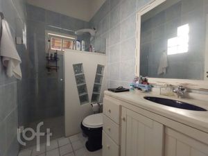 Image 6 - 695961