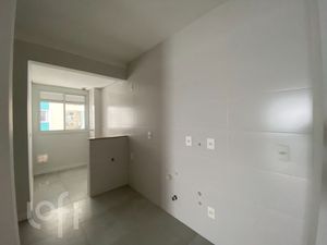 Image 3 - 696100