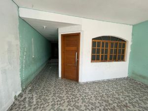 Image 1 - 696183