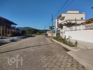 Image 35 - 696468