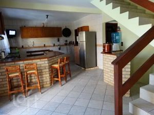 Image 4 - 696811