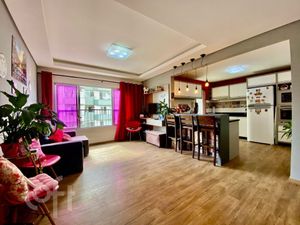 Image 1 - 696829