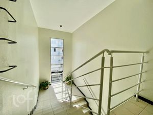 Image 18 - 696829