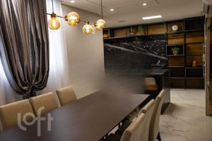 Image 8 - 696830