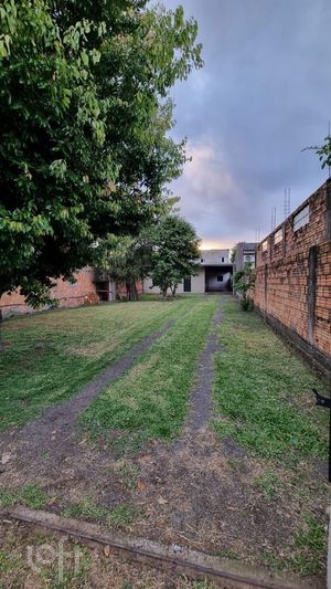 Image 3 - 696947