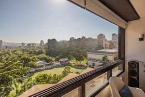 Image 1 - 697125