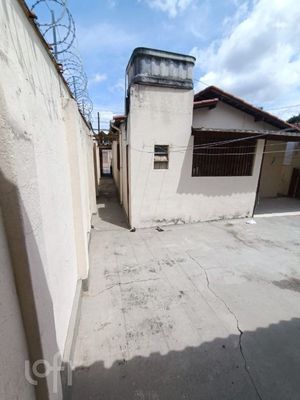 Image 25 - 697149