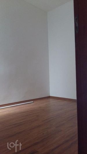 Image 7 - 698854