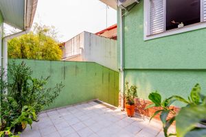 Image 19 - 699159