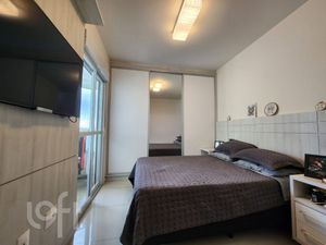 Image 8 - 699501