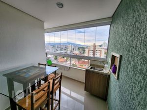 Image 28 - 699501