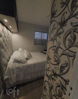 Image 12 - 700327