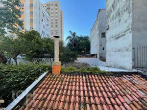 Image 19 - 700332
