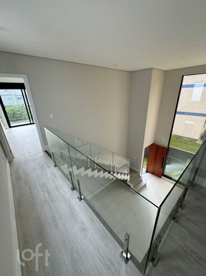 Image 7 - 700341