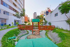 Image 40 - 700489