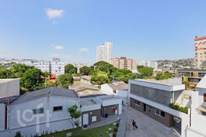 Image 21 - 700489