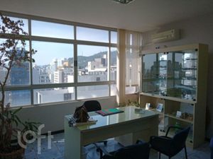 Image 1 - 700557