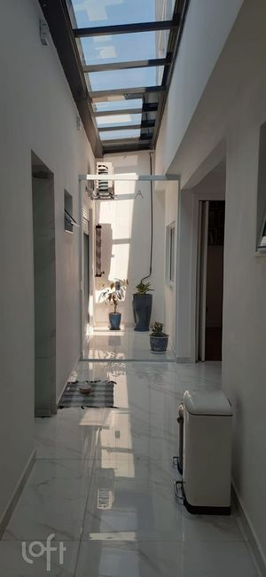 Image 12 - 700618